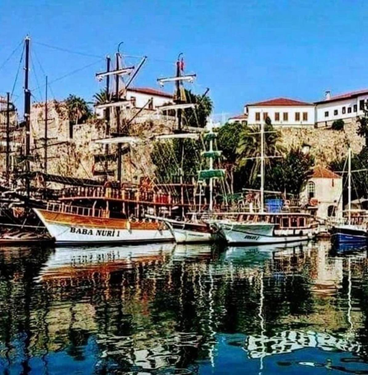 Pansiyon Kaleici Muhtesem Konum Deniz Yakini 1+0 Oezel Ev *