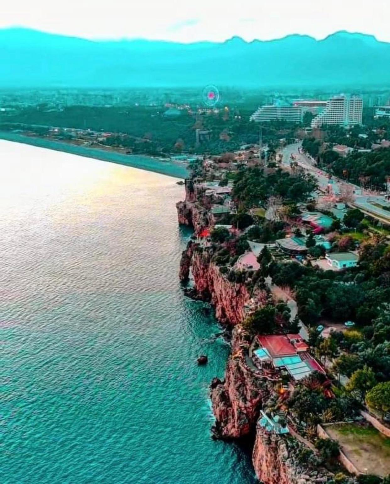 Kaleici Muhtesem Konum Deniz Yakini 1+0 Oezel Ev